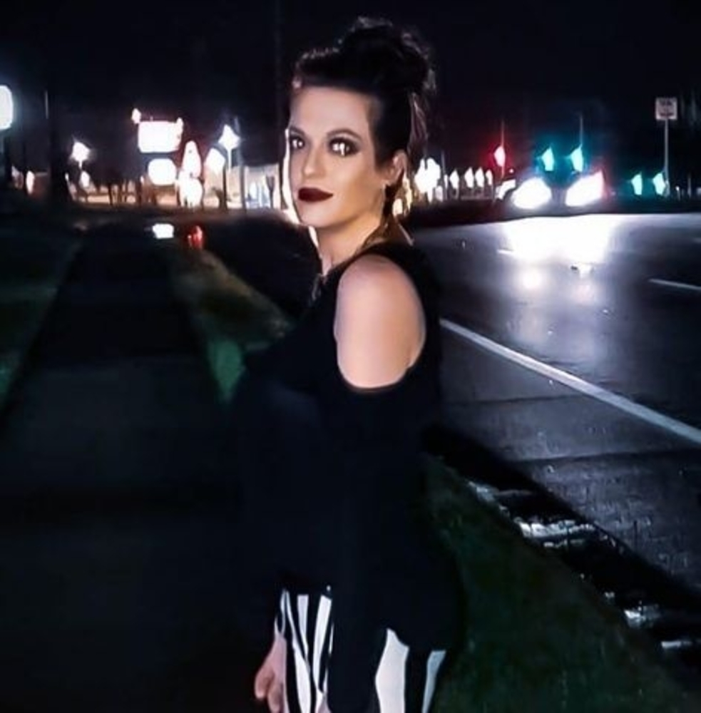 Meet your Posher, Alaina
